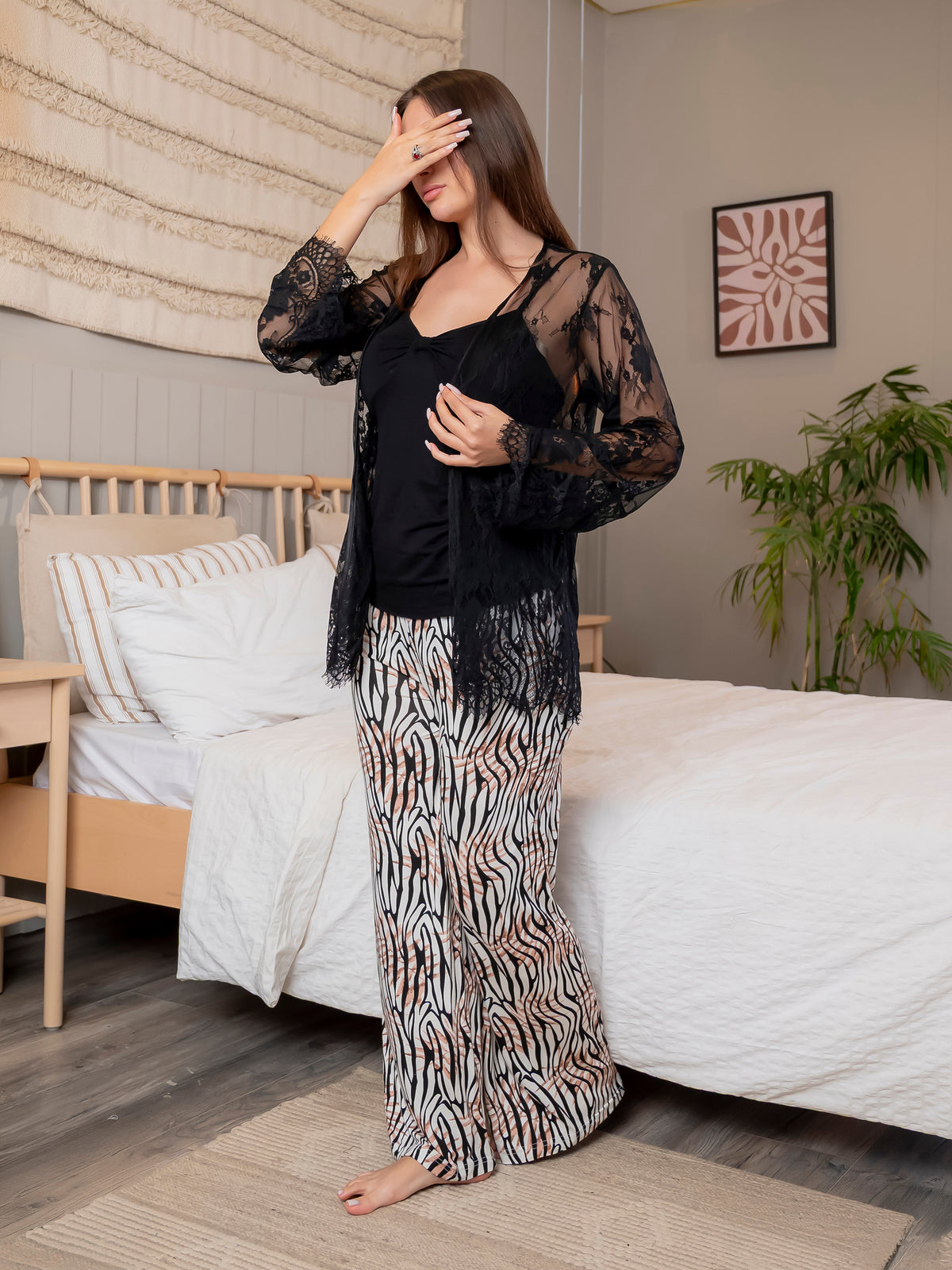 Tiger Print Pajama Set with Short Lace Robe – 3 Pieces – Black